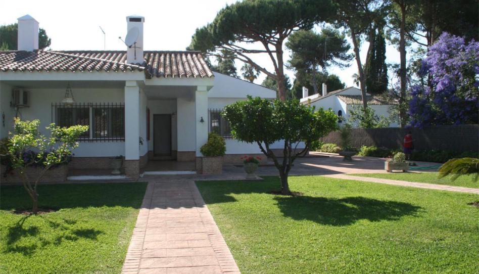 Single-family semi-detached to rent in Calle Abeto, 12, Vistahermosa, Cádiz - image 1 Photo 1 of Single-family semi-detached to rent in Calle Abeto, 12, Vistahermosa, Cádiz