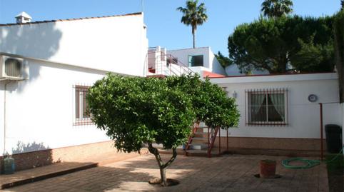 Single-family semi-detached to rent in Calle Abeto, 12, Vistahermosa, Cádiz - image 3 Photo 3 of Single-family semi-detached to rent in Calle Abeto, 12, Vistahermosa, Cádiz