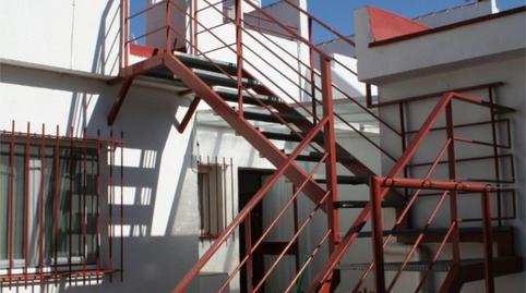 Single-family semi-detached to rent in Calle Abeto, 12, Vistahermosa, Cádiz - image 4 Photo 4 of Single-family semi-detached to rent in Calle Abeto, 12, Vistahermosa, Cádiz
