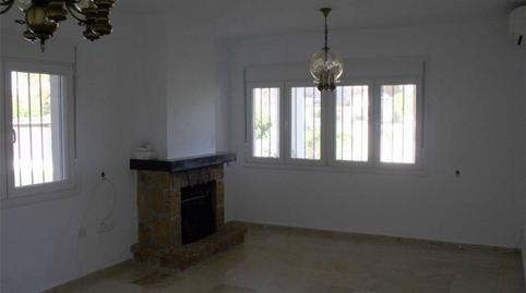 Single-family semi-detached to rent in Calle Abeto, 12, Vistahermosa, Cádiz - image 5 Photo 5 of Single-family semi-detached to rent in Calle Abeto, 12, Vistahermosa, Cádiz