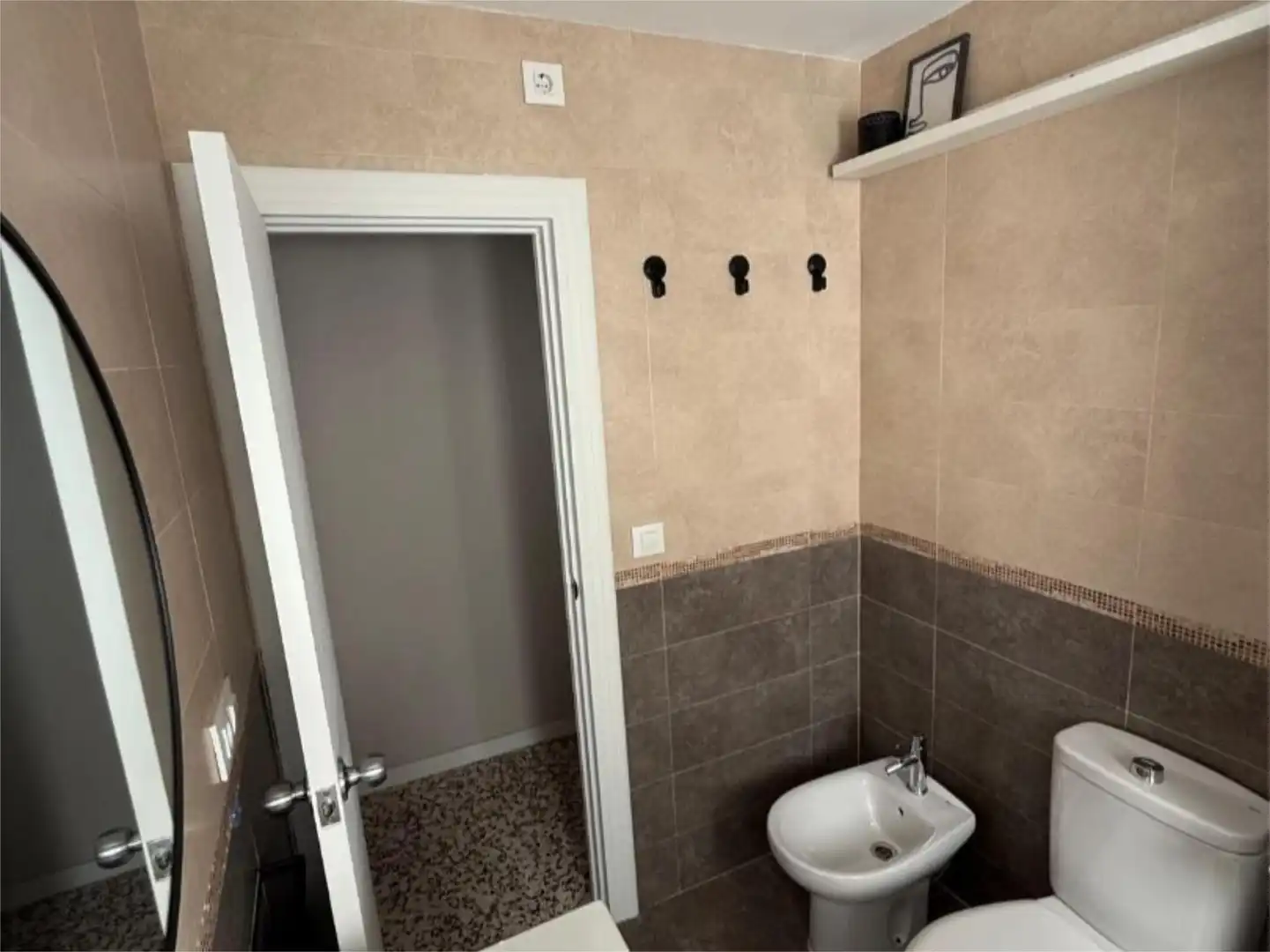 Zimmer in Calle Miguel Rúa, Barrio Alto - San Félix Badezimmer von Wohnung zur untervermieten in Almería mit Terrasse und Möbliert