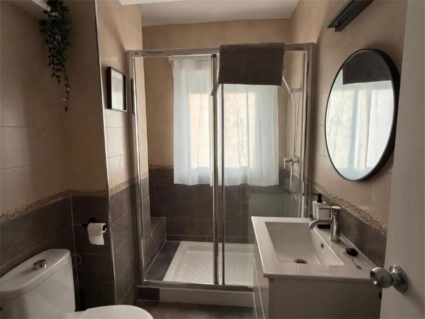 Zimmer in Calle Miguel Rúa, Barrio Alto - San Félix Badezimmer von Wohnung zur untervermieten in Almería mit Terrasse und Möbliert