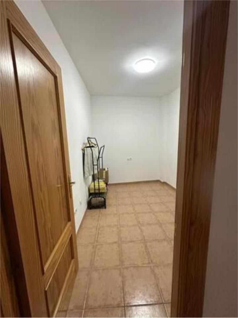 Flat to rent in Alcaucín