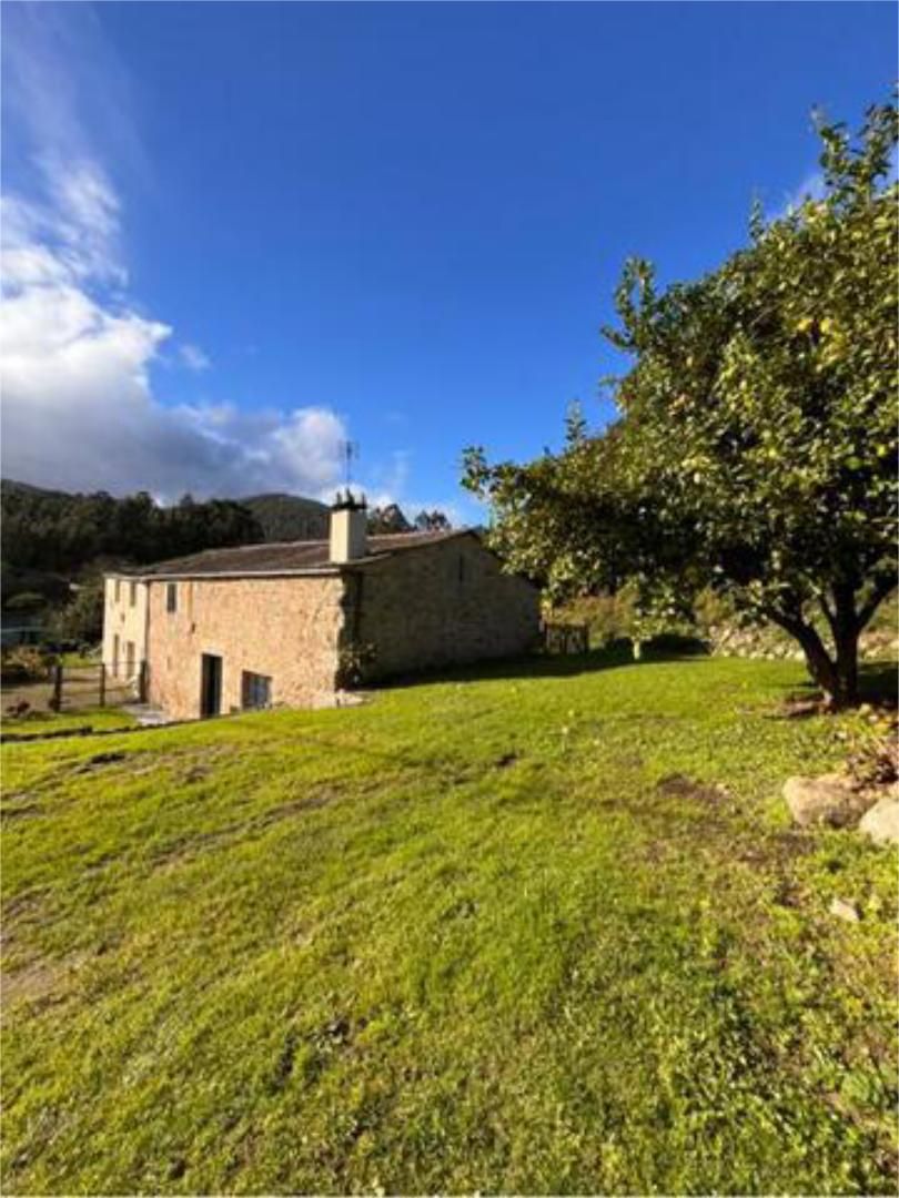 Exterior view of House or chalet for sale in Xove  with Private garden