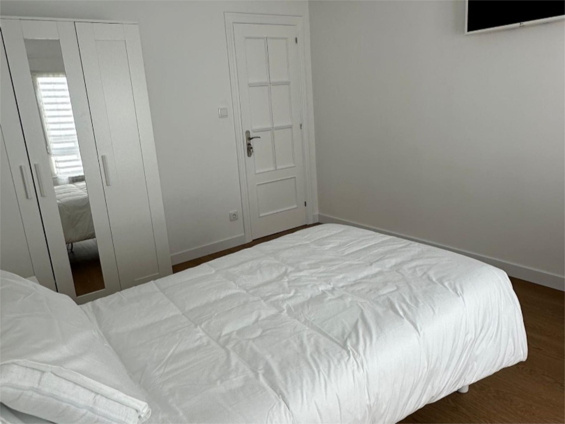 Flat to share in Calle Augusto Junquera, 10, Ciudad Naranco - Prados de La Fuente Flat to share in Calle Augusto Junquera, 10, Ciudad Naranco - Prados de La Fuente