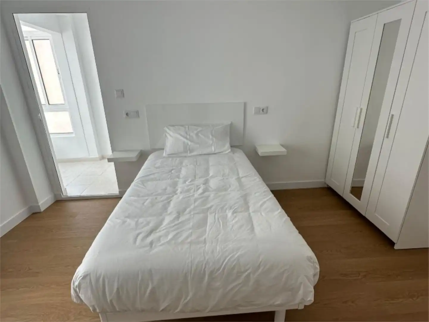 Zimmer in Calle Augusto Junquera, 10, Ciudad Naranco - Prados de La Fuente