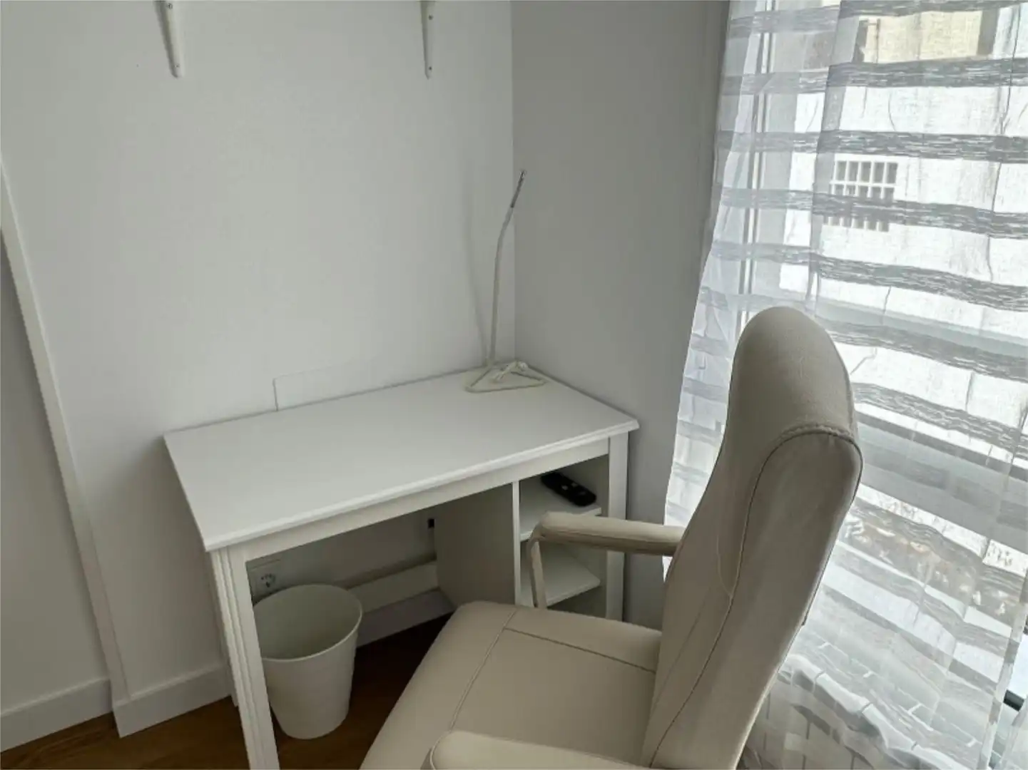 Zimmer in Calle Augusto Junquera, 10, Ciudad Naranco - Prados de La Fuente