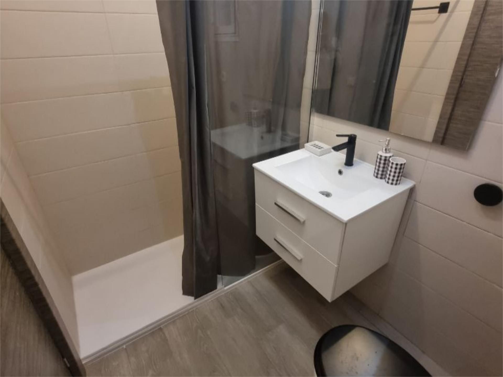Flat to rent in Calle Río Tiétar, 4, Santa María de Benquerencia