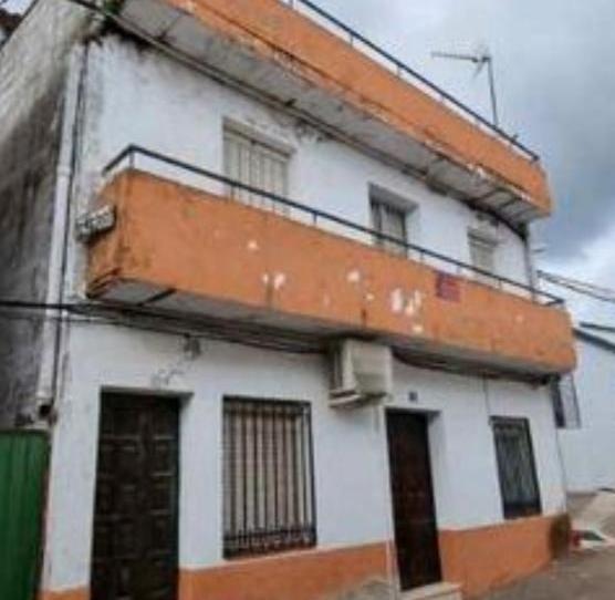 Casa o xalet en venda a Calle Monasterio, 9, Zorita, Cáceres - imatge 1 Foto 1 de Casa o xalet en venda a Calle Monasterio, 9, Zorita, Cáceres