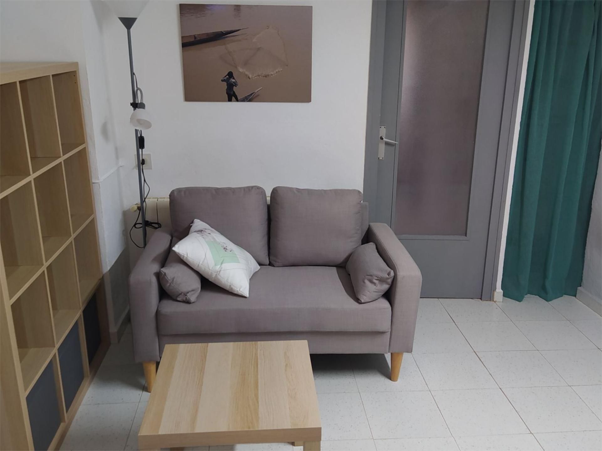 Sala de estar de Estudio de alquiler en Els Garidells con Calefacción y Amueblado