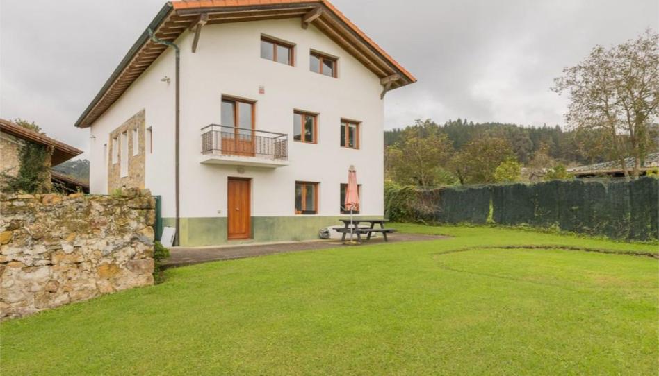Single-family semi-detached for sale in Goitioltza Auzoa, 10, Lezama, Bizkaia - image 1 Photo 1 of Single-family semi-detached for sale in Goitioltza Auzoa, 10, Lezama, Bizkaia