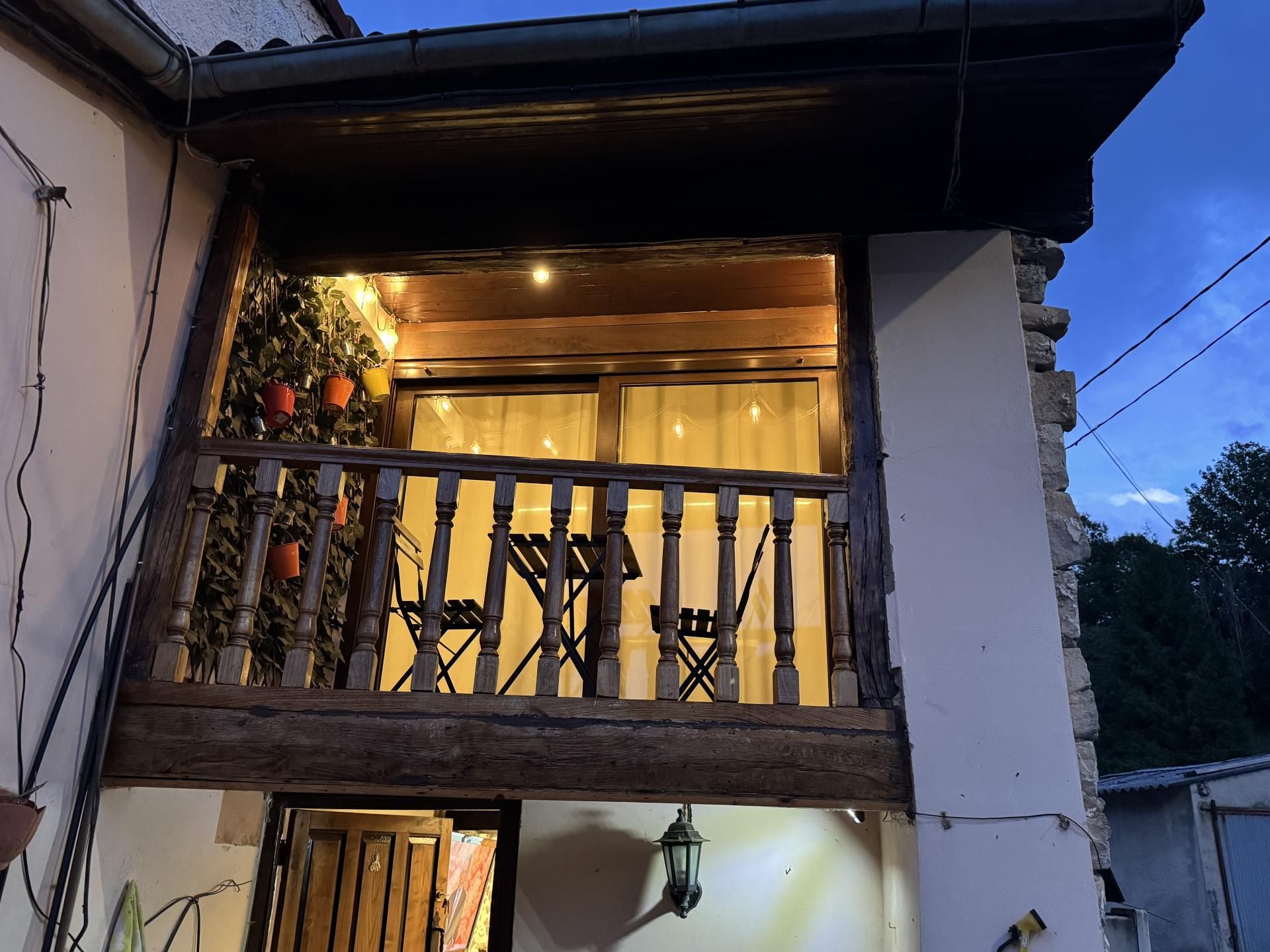 Terrassa de Casa adosada de lloguer en Piloña amb Calefacció, Traster i Moblat