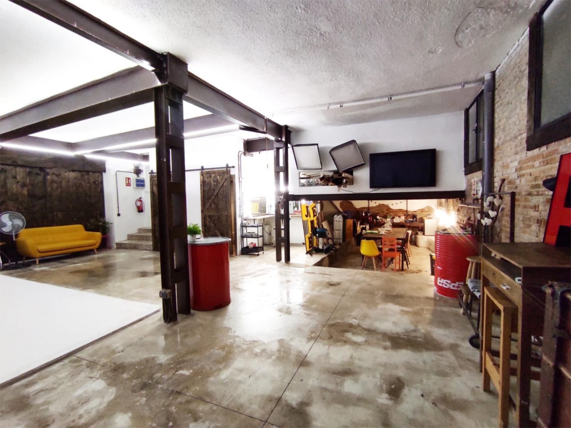 Premises for sale in  Madrid Capital