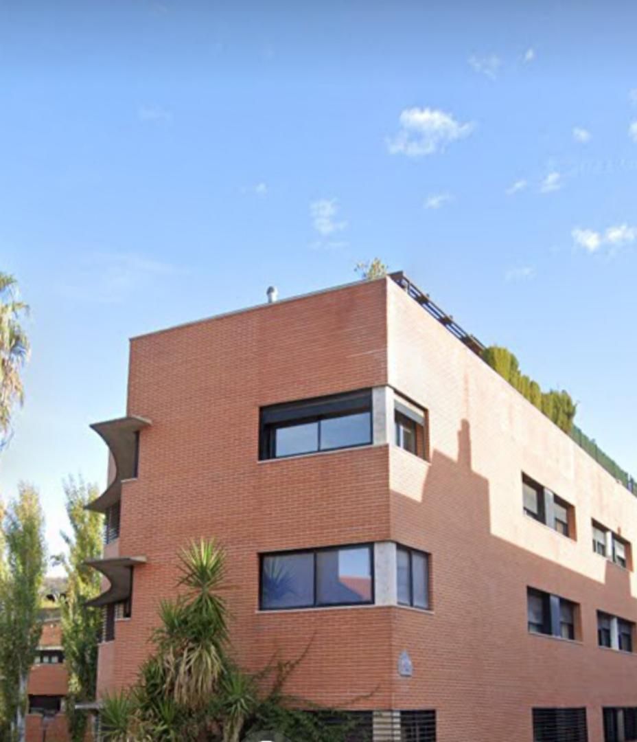 Vista exterior de Àtic de lloguer en  Granada Capital amb Aire condicionat, Calefacció i Terrassa