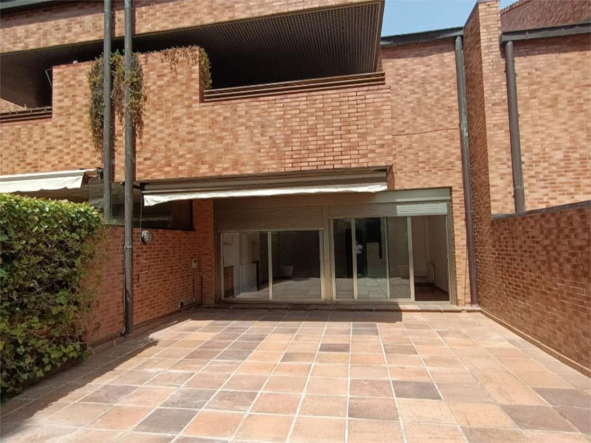 Exterior view of House or chalet to rent in Majadahonda  with Air Conditioner, Terrace and Swimming Pool