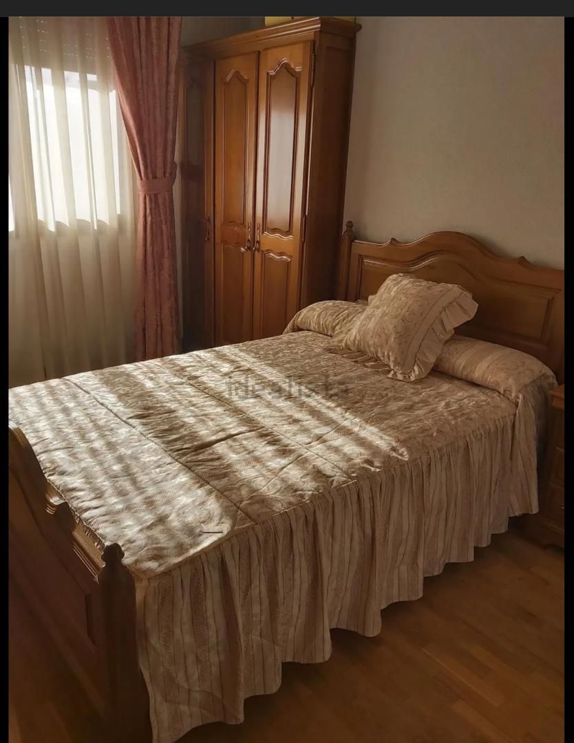 Bedroom of Flat to share in Cangas del Narcea  with Furnished