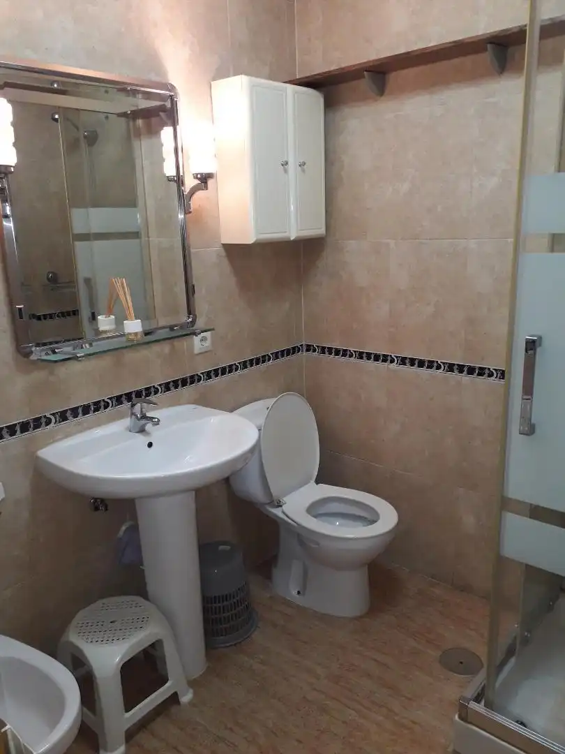 Bathroom of Flat for rent in Navaluenga  with Heating, Furnished and Oven