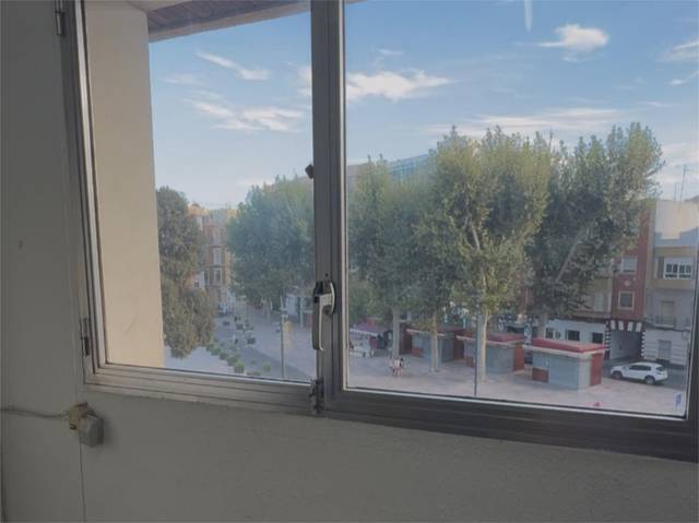 Oficina en Alquiler en Calle Salitre, 29 en Casco Antiguo