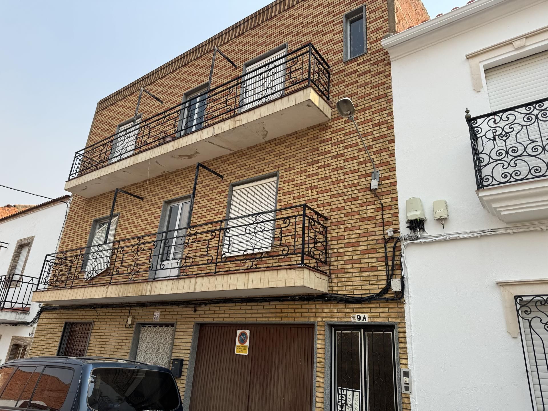 Vista exterior de Piso en venta en Cabeza del Buey con Terraza y Balcón