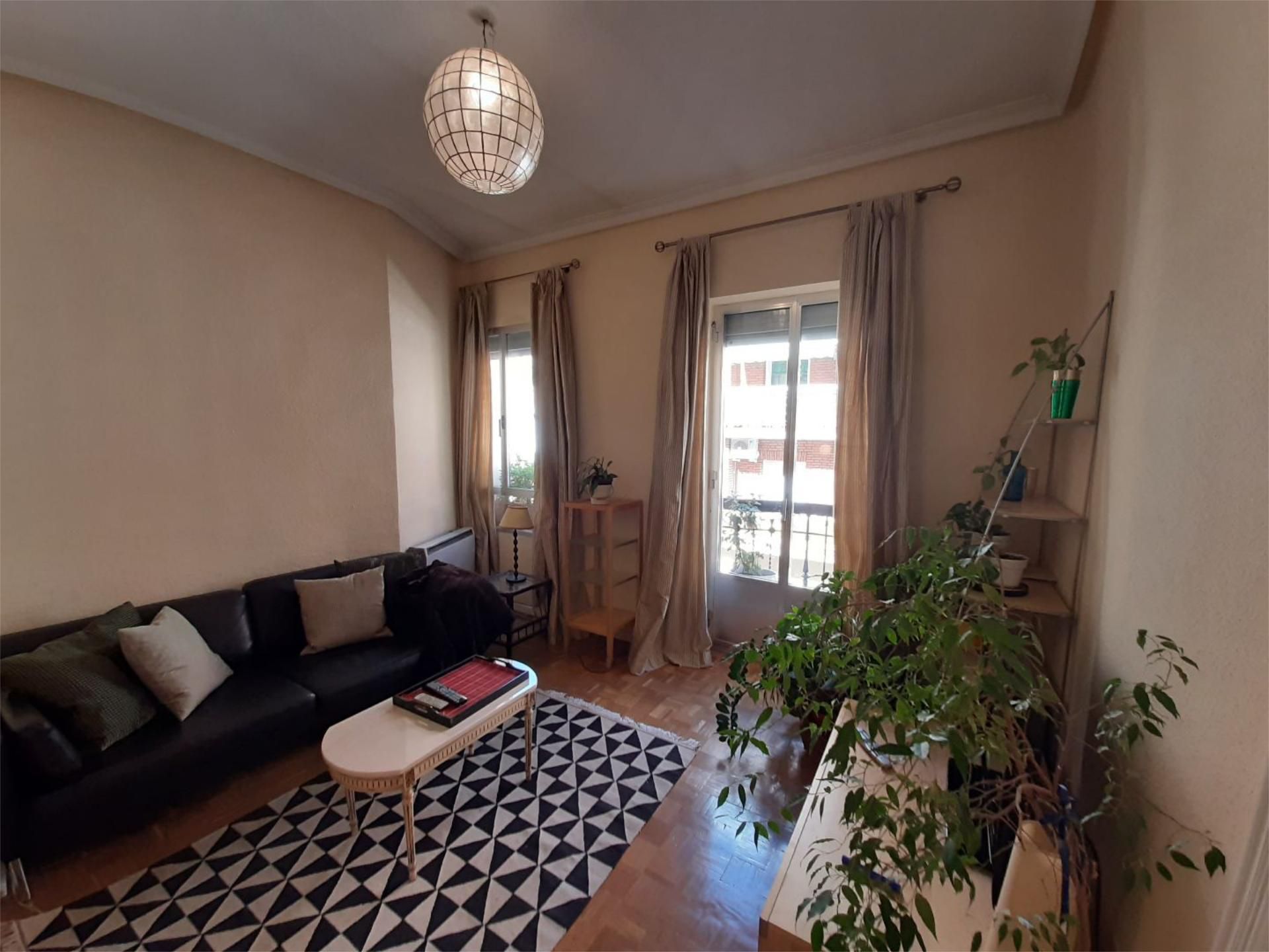 Flat to rent in Bellas Vistas