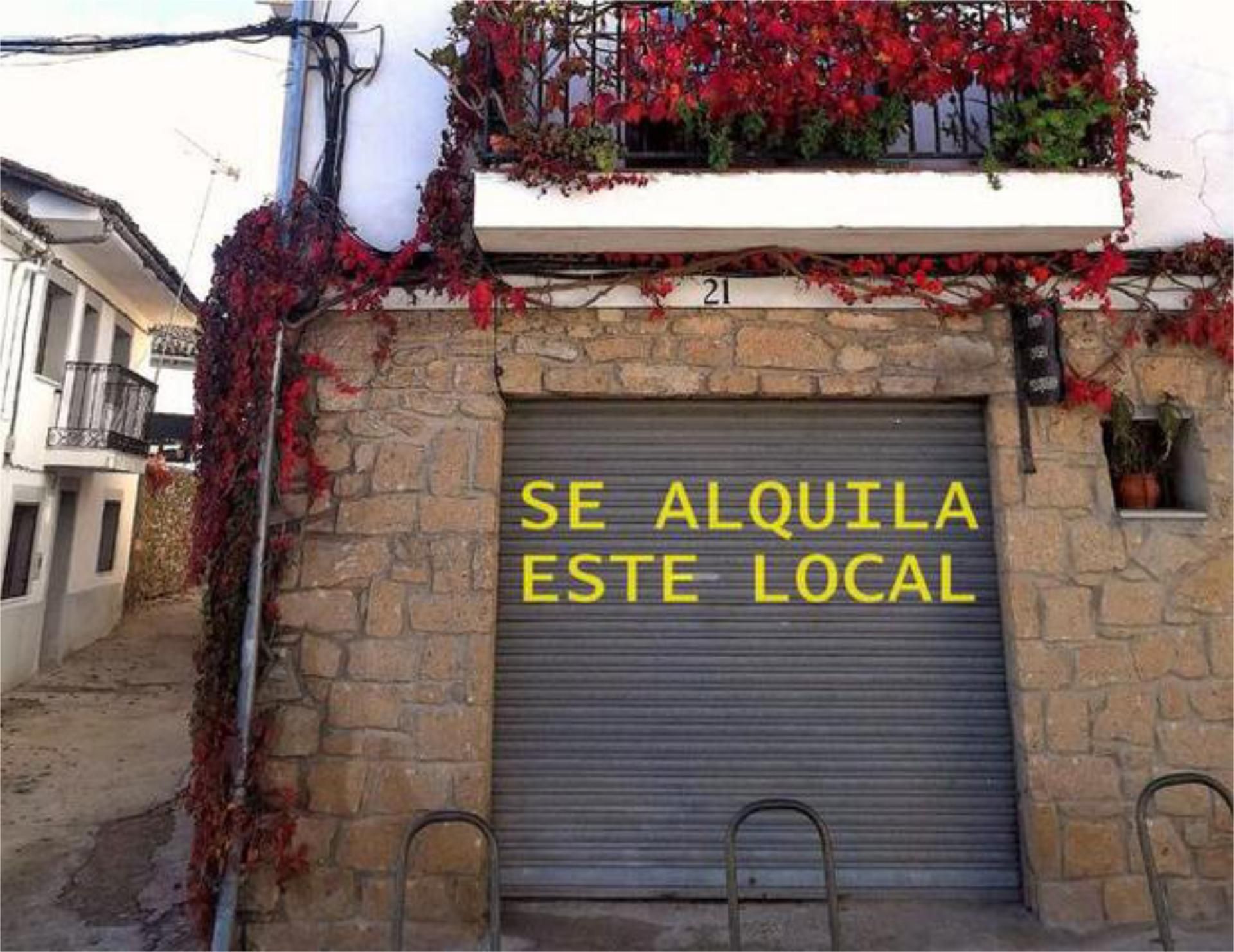 Local de alquiler en Hoyos con Aire acondicionado