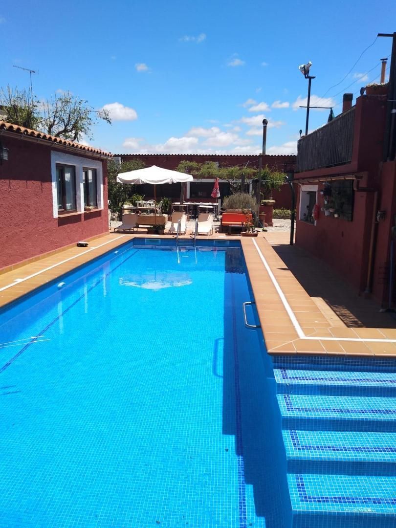 Piscina de Apartament de lloguer en Anglesola amb Aire condicionat, Calefacció i Jardí privat