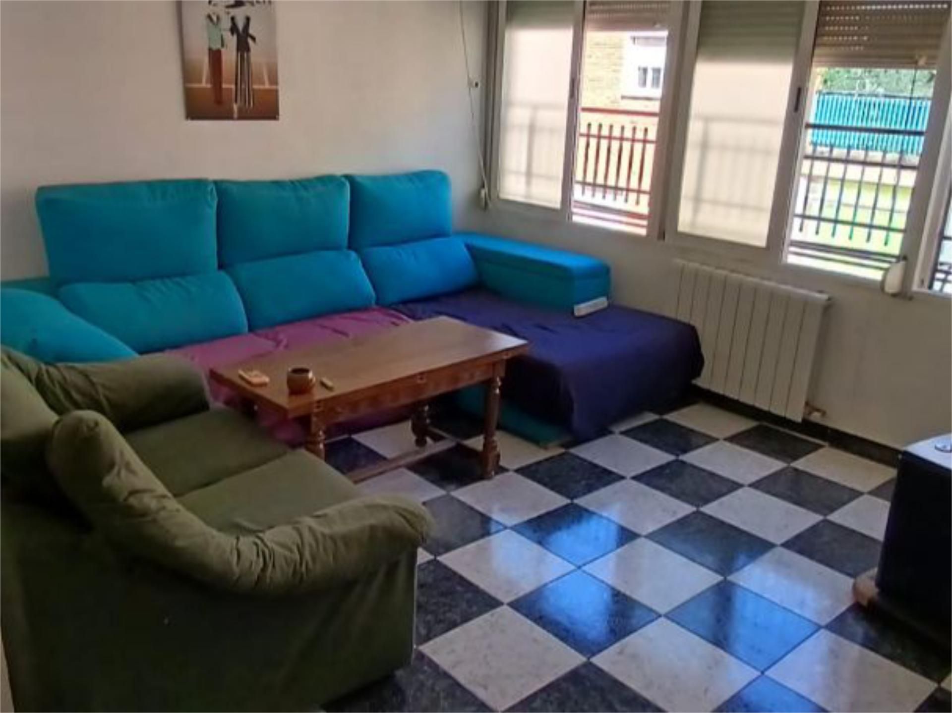 Living room of Flat to rent in  Granada Capital  with Air Conditioner, Heating and Terrace