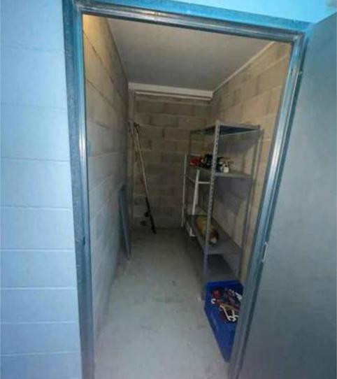 Box room to rent in La Torre - Playa de Chilches, Castellón - image 2 Photo 2 of Box room to rent in La Torre - Playa de Chilches, Castellón