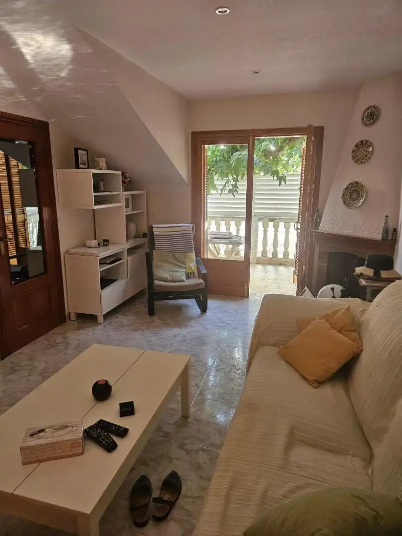 Casa o xalet en venda a Carrer d'Eivissa, 37, Playa Morro de Gos Sala d'estar de Casa o xalet en venda en Oropesa del Mar / Orpesa amb Aire condicionat, Jardí privat i Terrassa