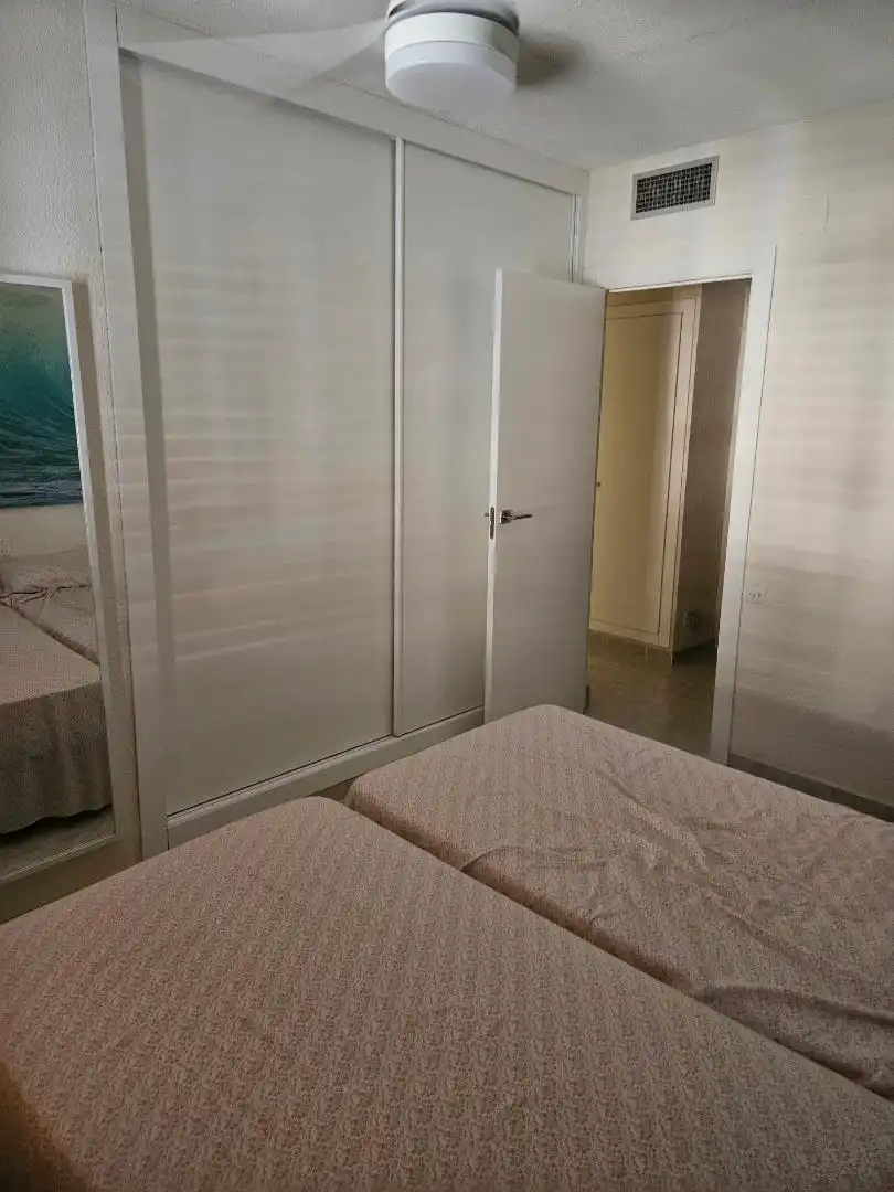 Casa o xalet en venda a Carrer d'Eivissa, 37, Playa Morro de Gos Dormitori de Casa o xalet en venda en Oropesa del Mar / Orpesa amb Aire condicionat, Jardí privat i Terrassa