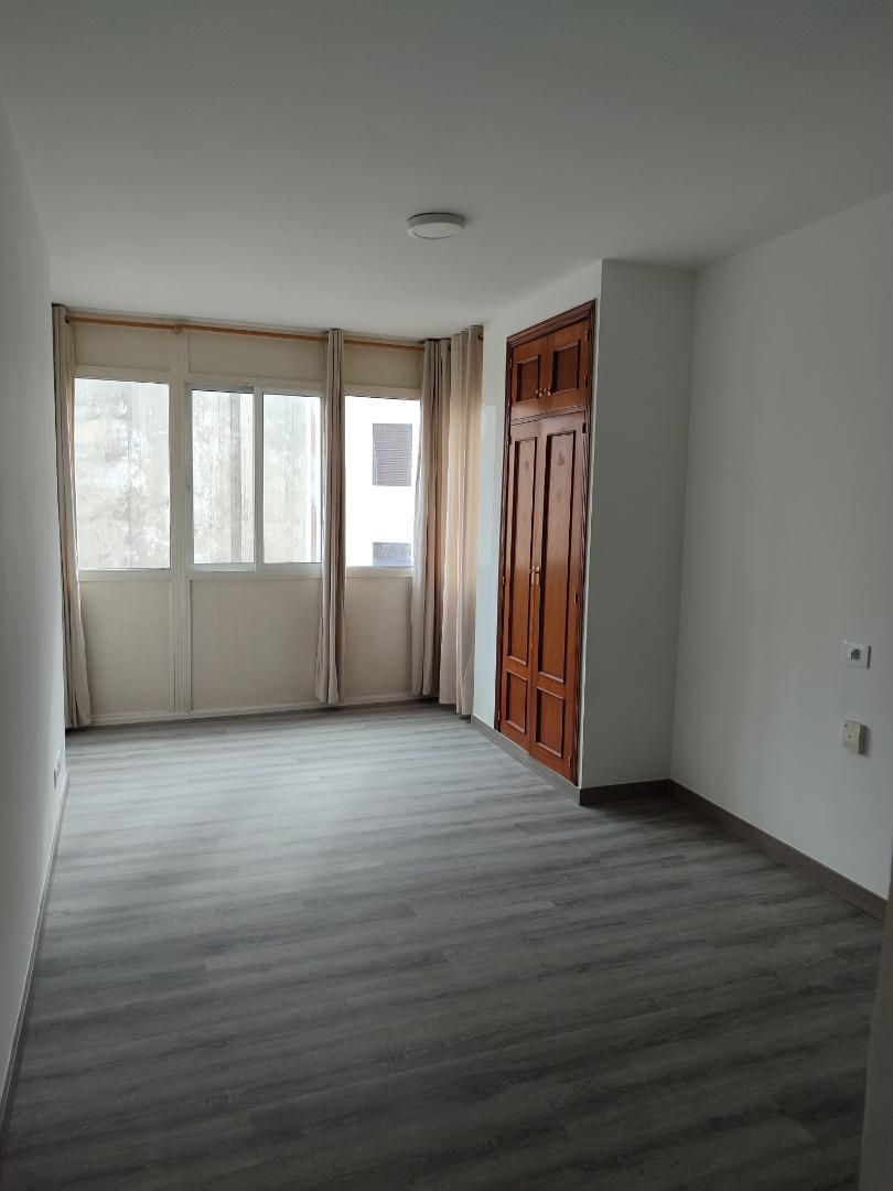 Bedroom of Study to rent in Vigo 