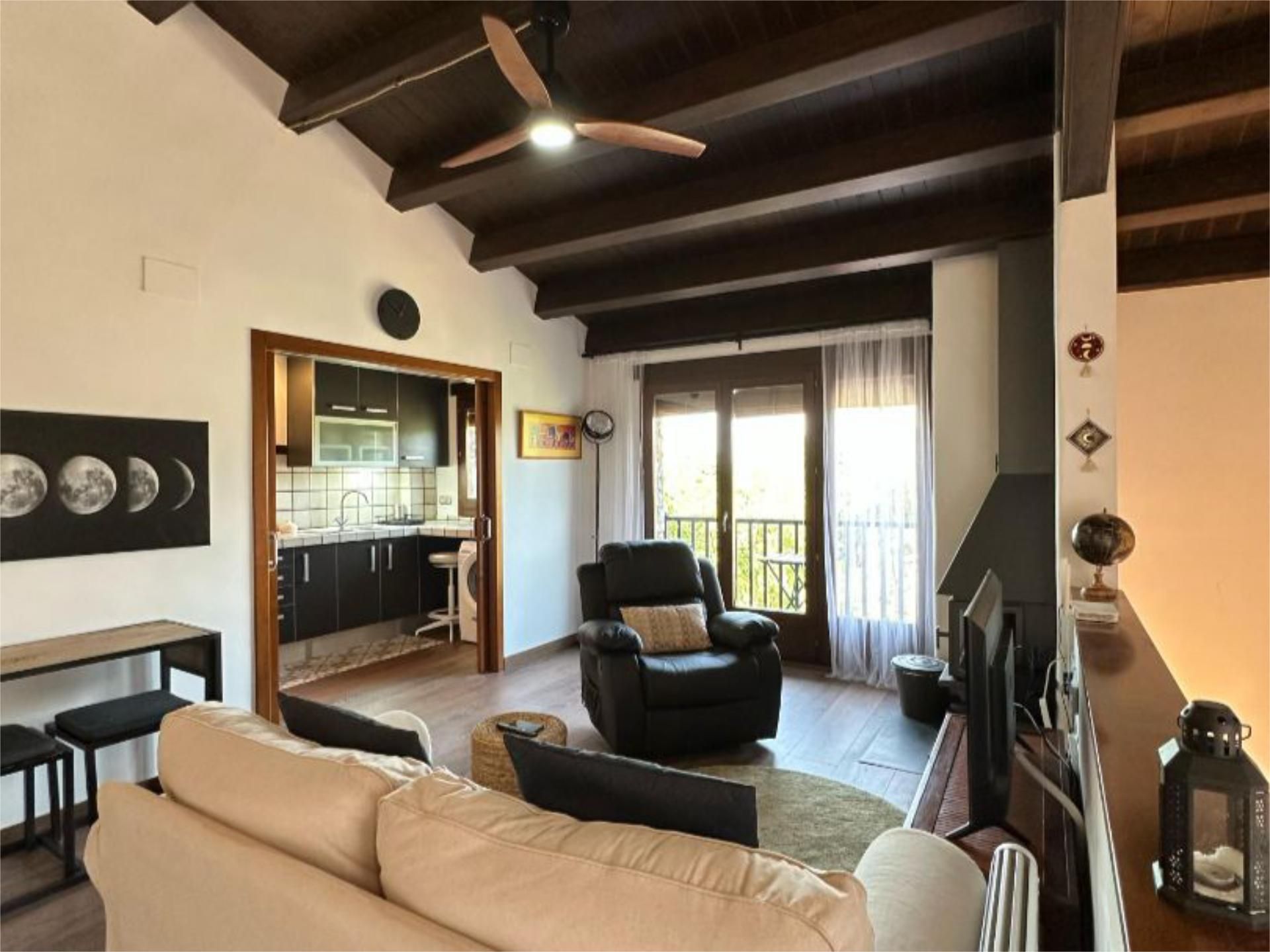 Sala d'estar de Apartament en venda en Tavertet amb Calefacció, Parquet i Terrassa