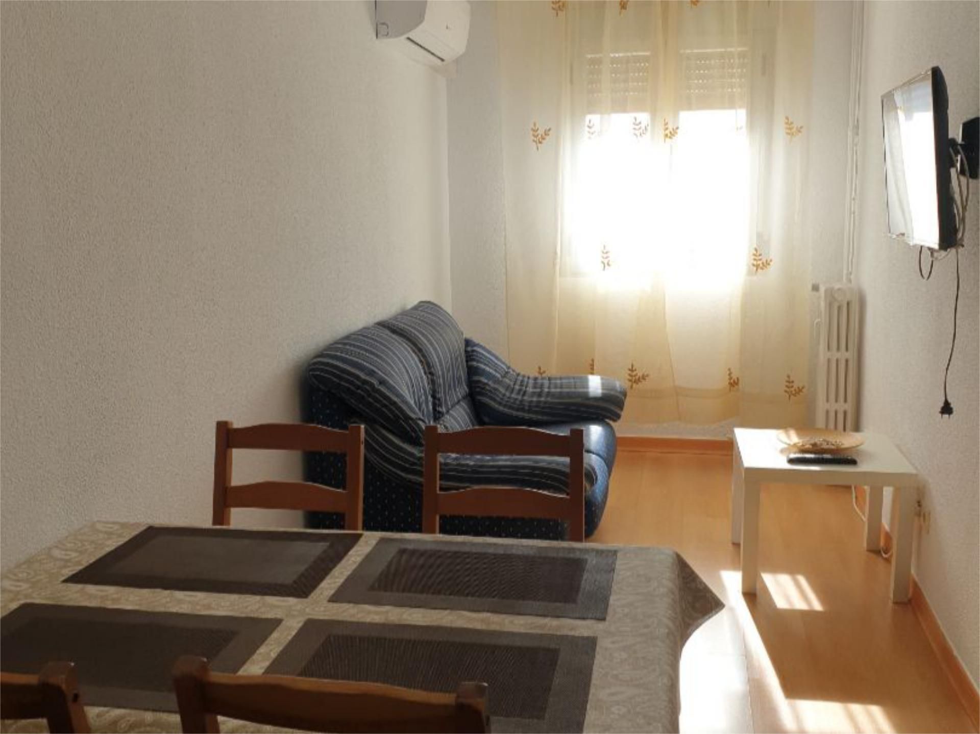 Bedroom of Flat to rent in  Madrid Capital  with Air Conditioner, Heating and Furnished