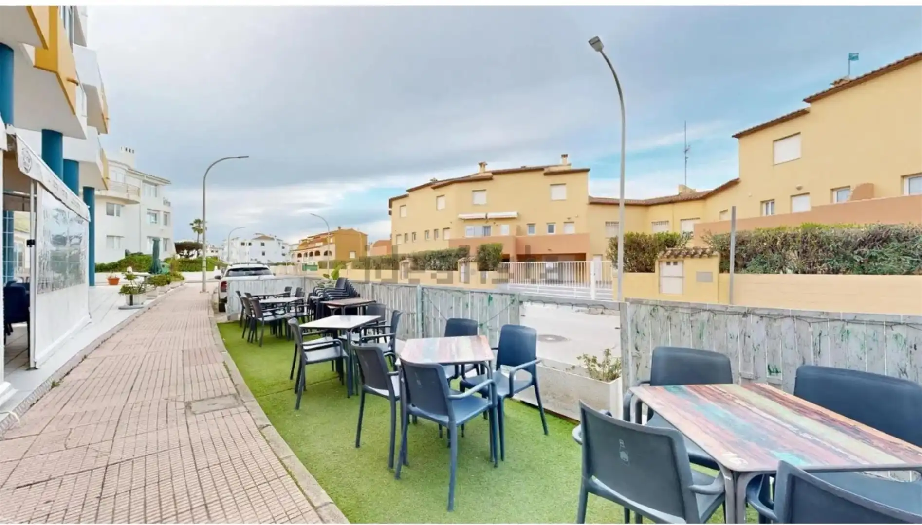 Geschaftsraum zur Miete in Carrer Pau de Sant Leocadi, 28, Oliva Nova Geschaftsraum zur Miete in Oliva