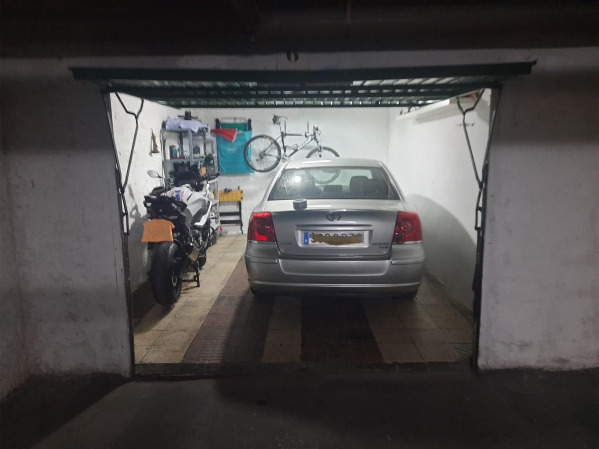 Aparcament de Garatge en venda en  Cádiz Capital