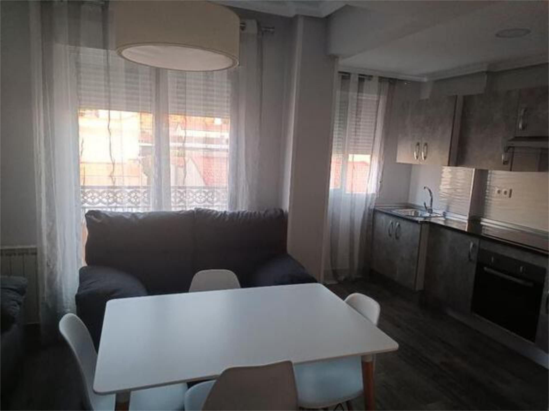 Bedroom of Flat to rent in Linares  with Terrace and Storage room