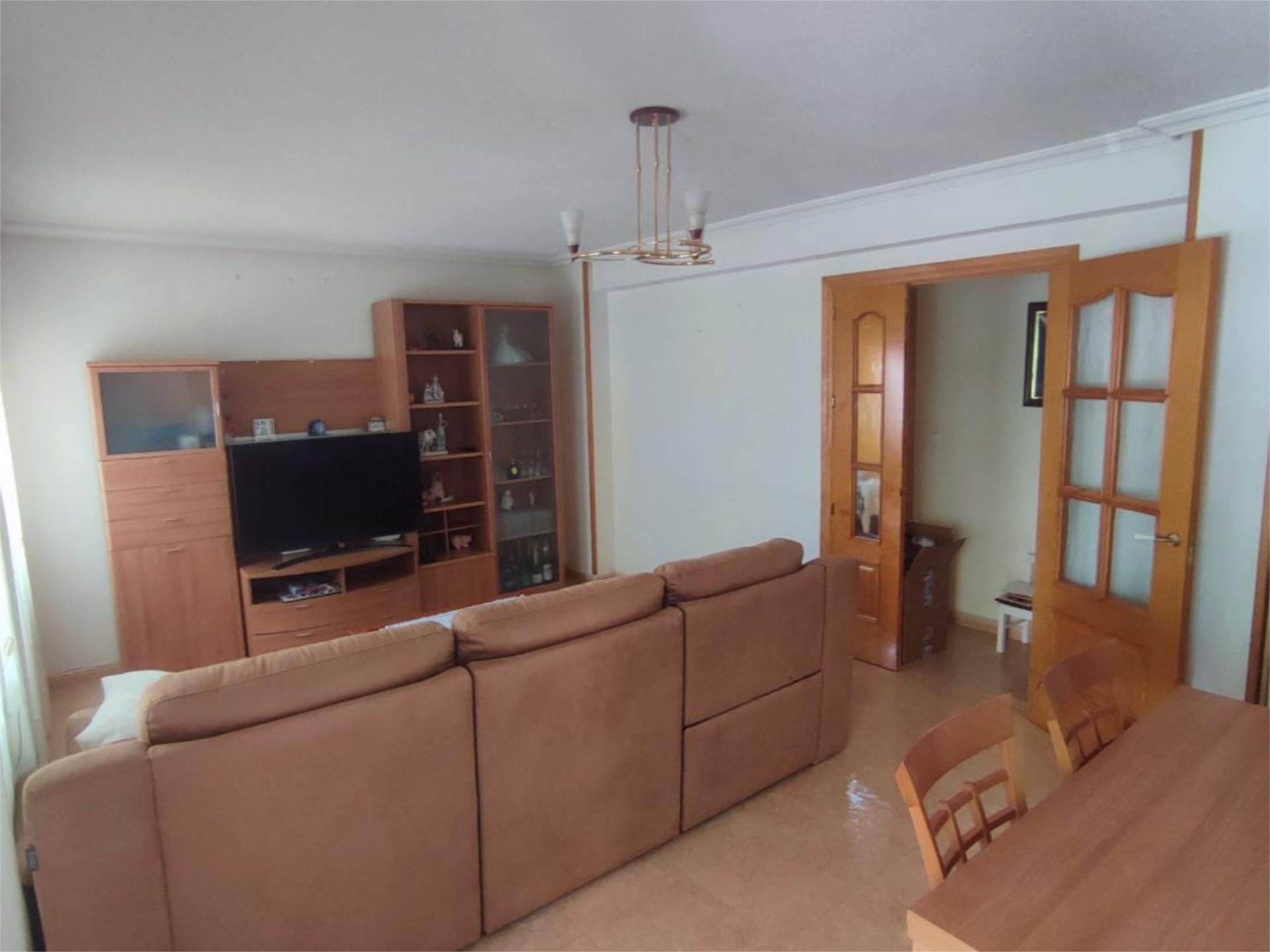 Living room of Flat for sale in Azuqueca de Henares  with Heating, Terrace and Furnished