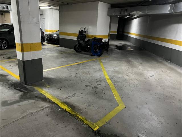 Garaje en Alquiler en Rúa Ramón González, 15 en O Porriño