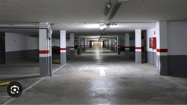 Garaje en Alquiler en Avenida José López Fernández, 1 en Casines