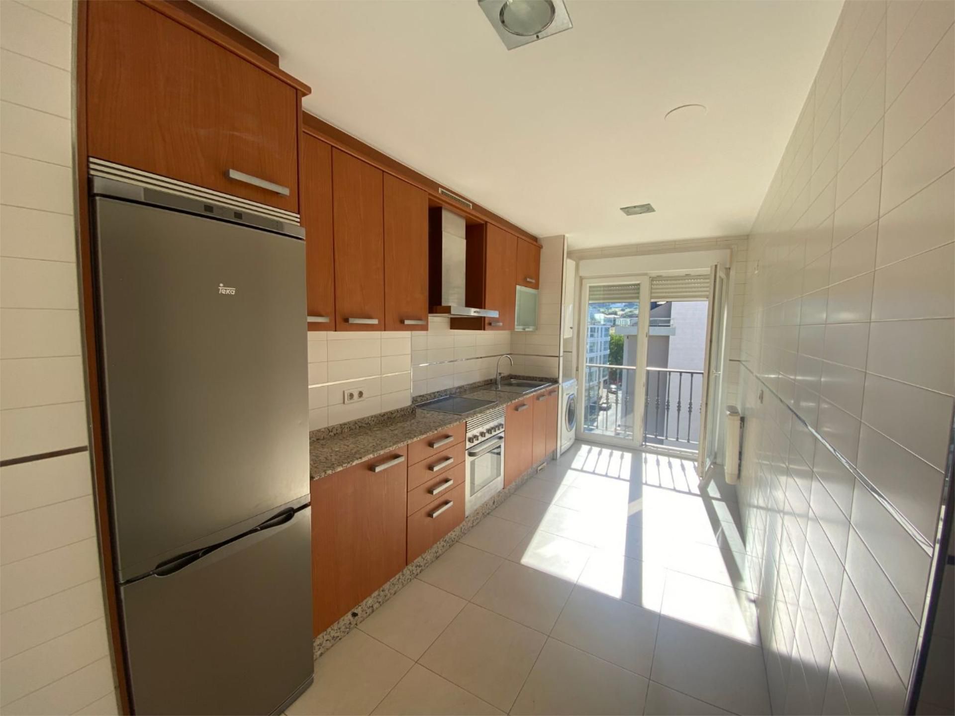 Kitchen of Duplex to rent in Carral  with Terrace and Balcony