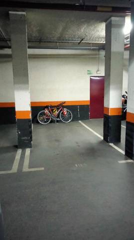 Garaje en Alquiler en Calle de Eduardo Barreiros, 3 C en Orcasur - 12 de Octubre