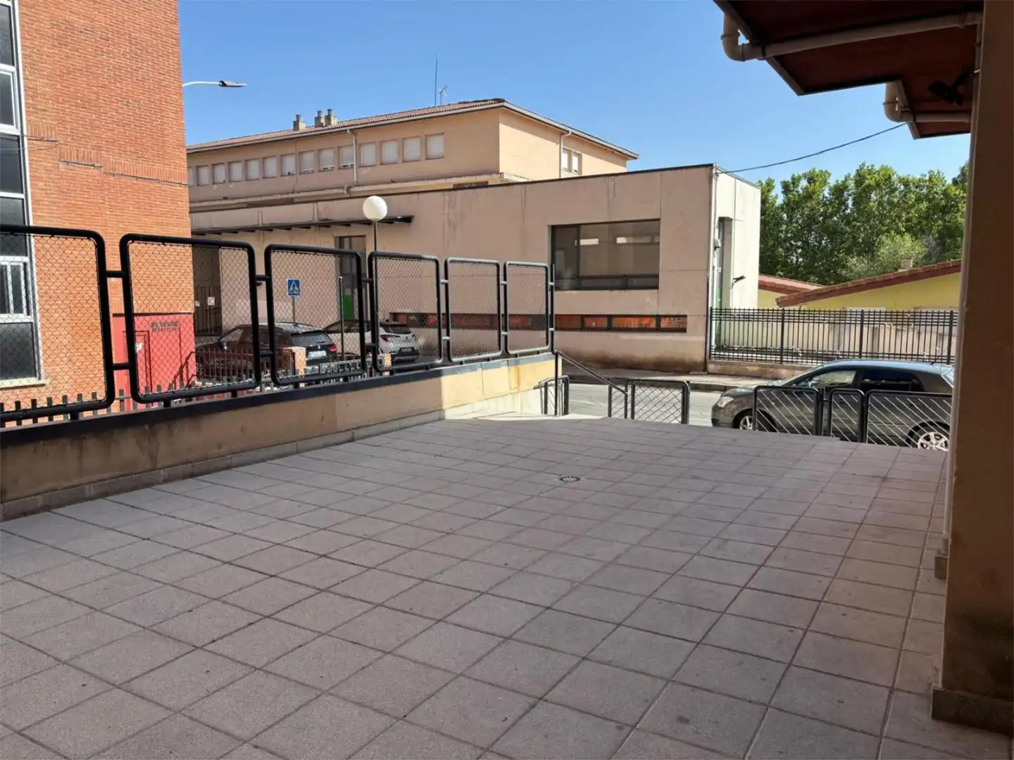 Piso en venta en Calle Juan de Yepes, 3, Sur Terraza de Piso en venta en Ávila con Calefacción, Terraza y Trastero
