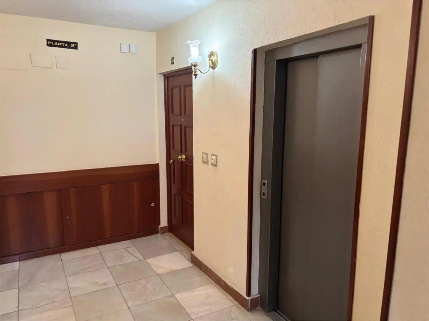 Piso en venta en Calle Juan de Yepes, 3, Sur Piso en venta en Ávila con Calefacción, Terraza y Trastero