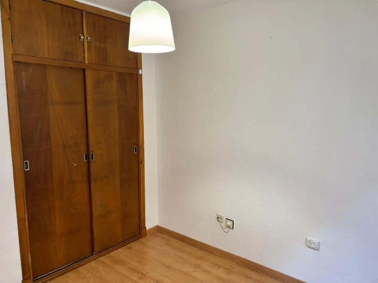 Piso en venta en Calle Juan de Yepes, 3, Sur Habitación de Piso en venta en Ávila con Calefacción, Terraza y Trastero