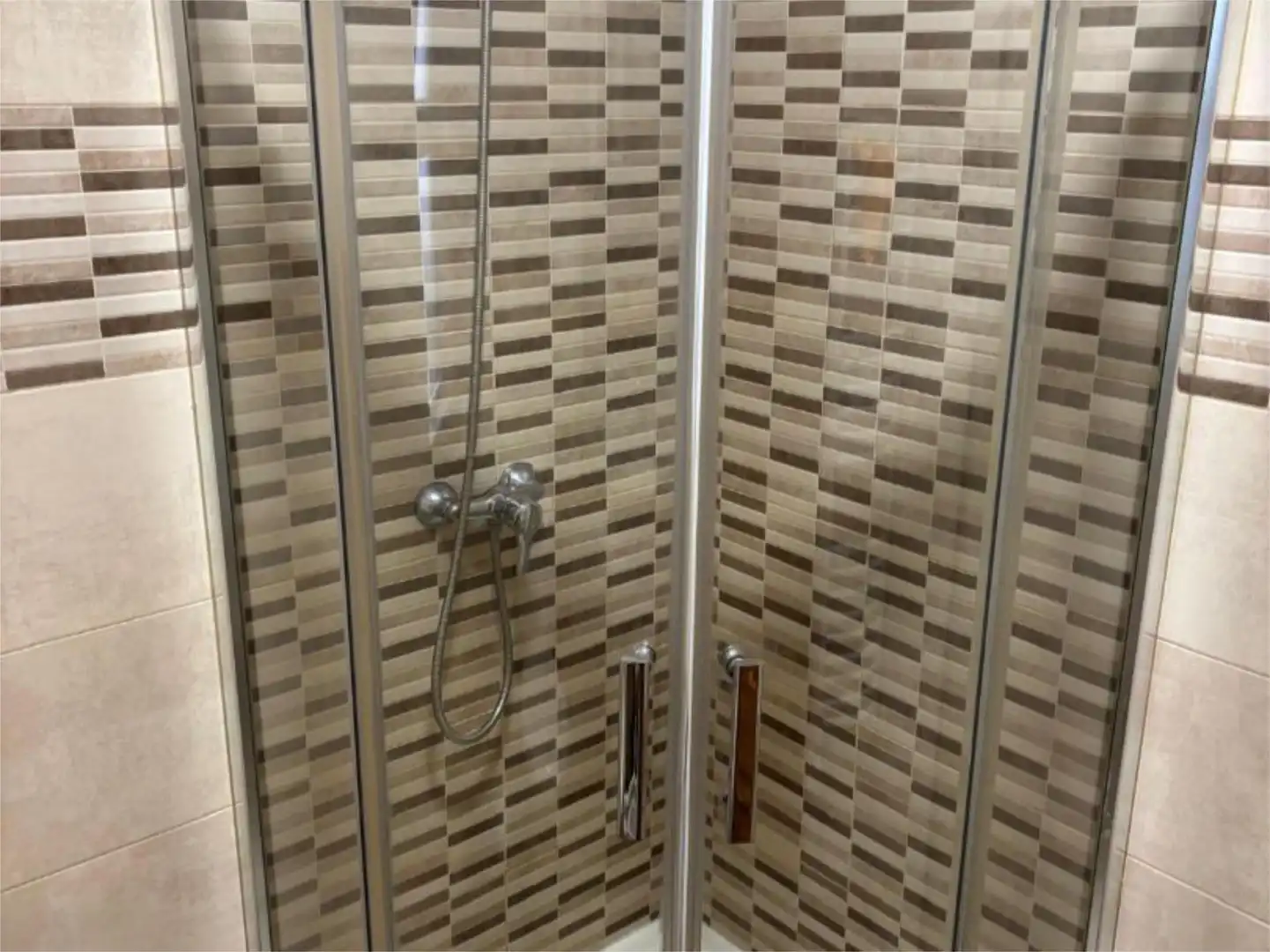 Piso en venta en Calle Juan de Yepes, 3, Sur Baño de Piso en venta en Ávila con Calefacción, Terraza y Trastero