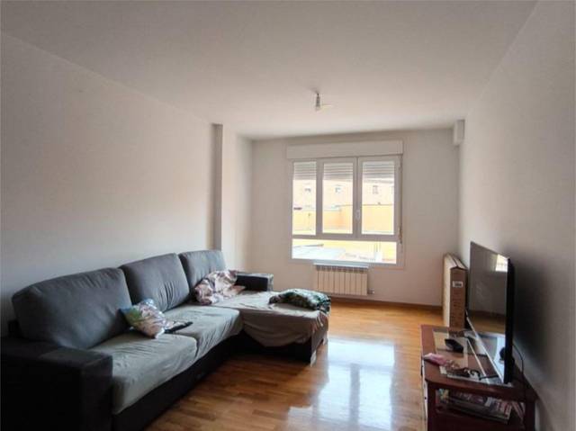 Piso en Alquiler en Calle la Fuente, 1 en Villamediana de Iregua