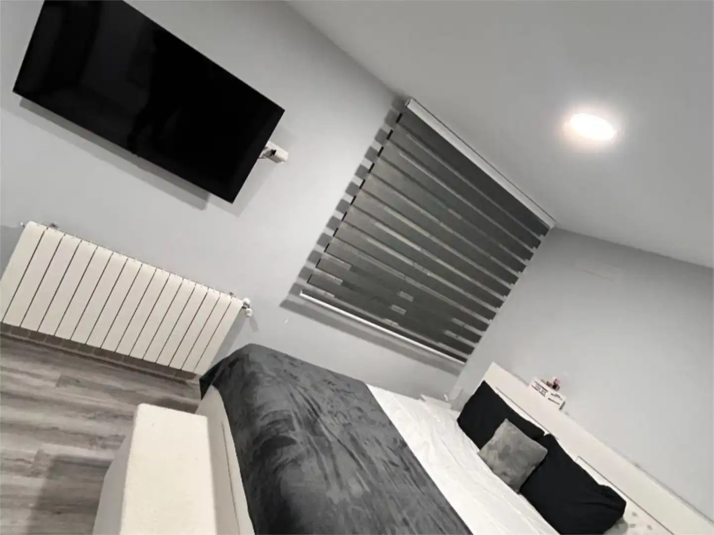 Flat for sale in Calle el Almendro, 4, El Molar (Madrid) Bedroom of Flat for sale in El Molar (Madrid) with Air Conditioner and Swimming Pool