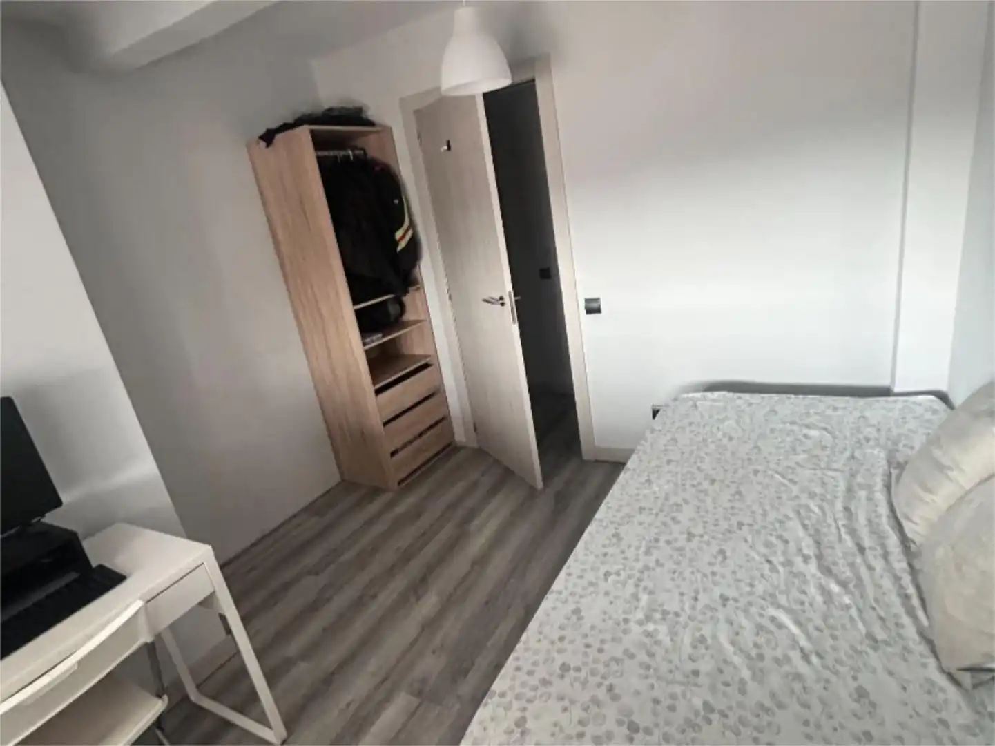 Flat for sale in Calle el Almendro, 4, El Molar (Madrid) Bedroom of Flat for sale in El Molar (Madrid) with Air Conditioner and Swimming Pool