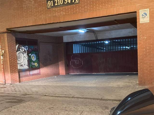 Garaje en Venta en Calle de la Infanta Mercedes, 109 en Castillejos - Cuzco