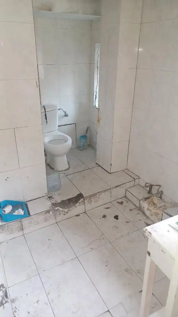 Casa o xalet en venda a Irailaren Zortzia Kalea, 11, Burtzeña Bany de Casa o xalet en venda en Barakaldo amb Traster, Moblat i Aparcament comunitari